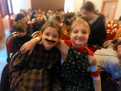 f496f624-4542-46a7-9b4c-008af4a84a9b