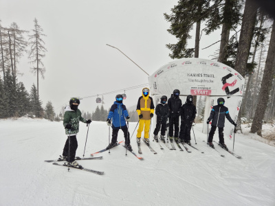 d9f87186-4450-421d-9ec4-c4af16887698