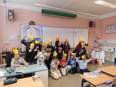 199EF6E9-FCBF-41C9-B03F-4CC7EC252A53