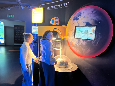 147E32D4-668D-49EB-941A-A0997C8A5F34