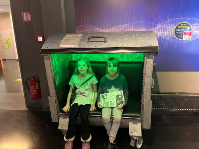 2E1E26CC-CF41-4266-829A-3A033960C935