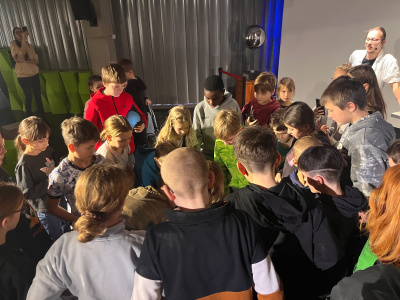 F97AB98C-06D1-4ED7-B999-9CAC27C828EE