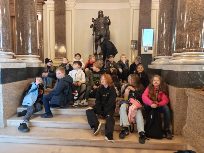 B1260809-D76F-4734-A484-7BD065117170