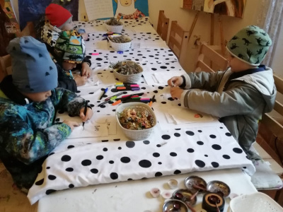 23B2E2B1-58C4-4D83-846D-986EE88F374A