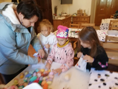 5B24E37F-D275-41D2-BDC4-BA2D17668865