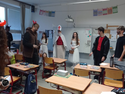 20B4E06A-948A-4203-A3F1-84D31204F95C