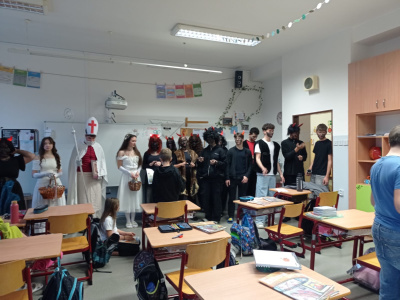 2324BAB2-DC3A-40C4-B29C-BC4F7DAEDB8B