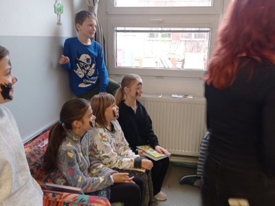 64F2A1D0-FF98-49B1-930B-798C2AFDA4F9