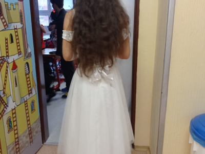 77EAA4CE-7EE7-4883-AD6C-CC017BAF383B