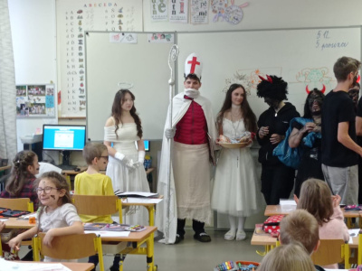 9D91C8DF-7938-49F4-A53D-A1E1C1D62DC5