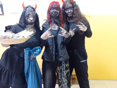 B7DF8779-3197-467A-A2A5-B3C067CC2093