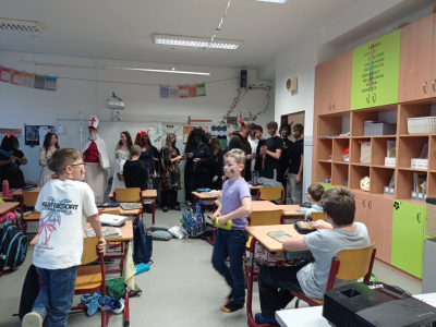 D3795F64-5D1F-4BFB-B2C5-28EB475D45A4