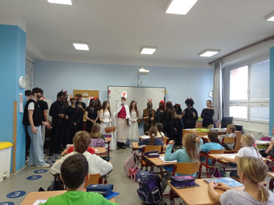 E45A22E7-543D-4088-AA98-D59724C8B963